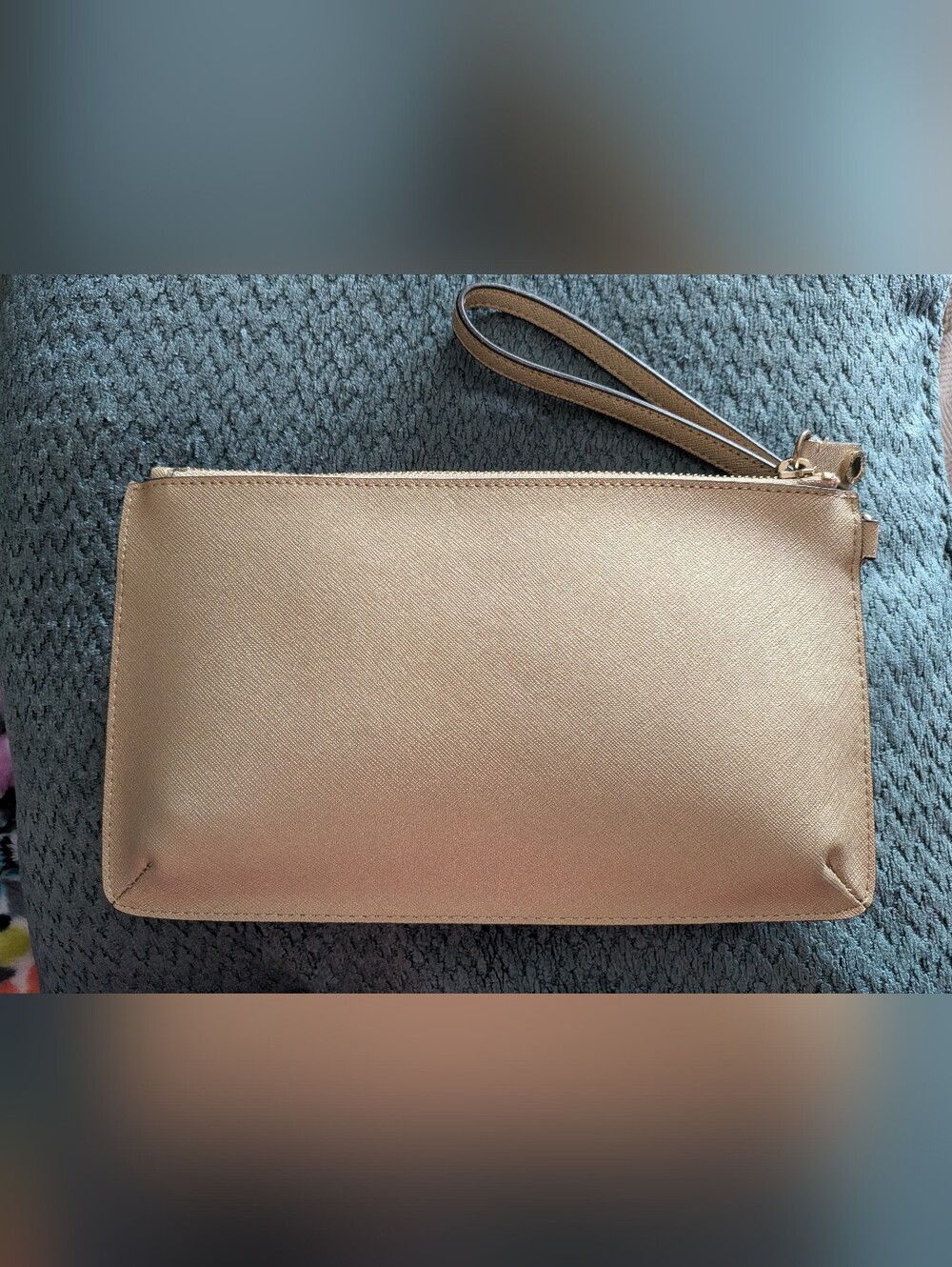 Karl Lagerfeld "Maybelle" Wristlet - Picture 3 of 10